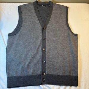 Hart Schaffner Marx Gray Extra Fine Merino Wool Men’s Button Down Vest Size L